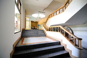 Starlite Khaoyai Hotel and Resort