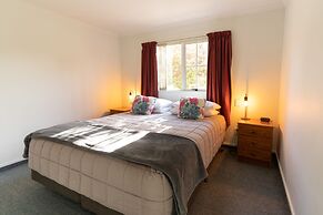 Alexandra Heights Motel