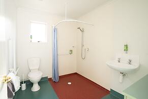 Alexandra Heights Motel