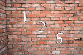 Alexandra Heights Motel