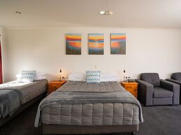 Alexandra Heights Motel