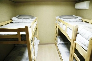 Moiri Guesthouse - Hostel