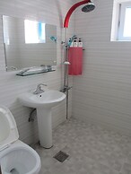 Moiri Guesthouse - Hostel