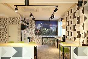 Moiri Guesthouse - Hostel