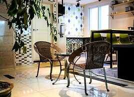 Moiri Guesthouse - Hostel