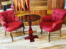 Murex Plaza Hotel & Suites