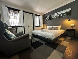 Check-Inn at Little India