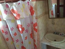 Canal Inn B&B Panama