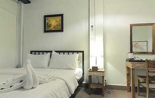 Feliz Hostel Cafe & Bar