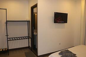 Feliz Hostel Cafe & Bar