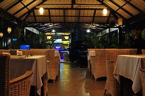 Feliz Hostel Cafe & Bar