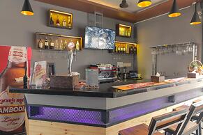 Feliz Hostel Cafe & Bar