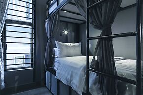 Feliz Hostel Cafe & Bar