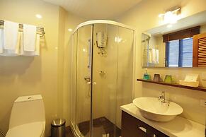 Nandha Hotel