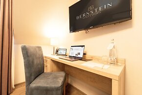 Bernstein Acamed Resort