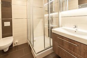 Bernstein Acamed Resort