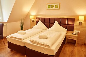 Bernstein Acamed Resort