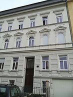 Hotel Aton