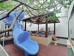 Orient Luxury Villa Motel