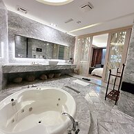 Orient Luxury Villa Motel