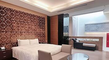 Orient Luxury Villa Motel