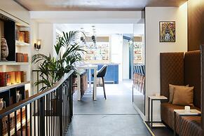 Perpetual Élysée Montaigne