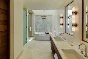 Chileno Bay Resort & Residences, Auberge Resorts Collection