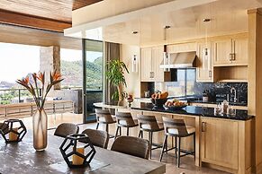 Chileno Bay Resort & Residences, Auberge Resorts Collection