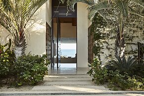 Chileno Bay Resort & Residences, Auberge Resorts Collection