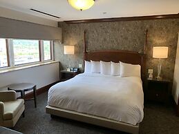 The Towers At Kahler Grand Hotel