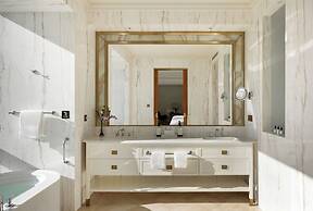 Four Seasons Hotel Tianjin