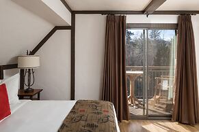 The Landing at Estes Park - Riverside Retreat