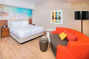 Courtyard by Marriott Santa Monica