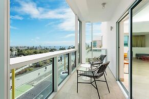 Courtyard by Marriott Santa Monica