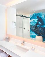Courtyard by Marriott Santa Monica