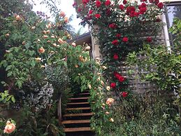 Waitomo Caves Guest Lodge