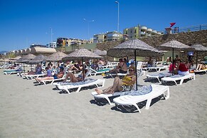 May Garden Club Hotel