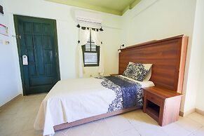 May Garden Club Hotel