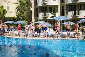 May Garden Club Hotel