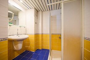 May Garden Club Hotel