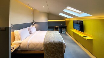 Nevv Bosphorus Hotel & Suites