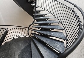 Nevv Bosphorus Hotel & Suites