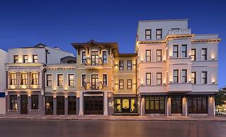 Nevv Bosphorus Hotel & Suites