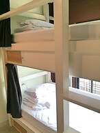 Yoo Yen Pen Sook Hostel