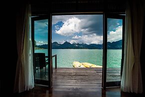 500 Rai Khao Sok Floating Resort