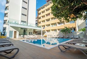 Kleopatra Celine Hotel