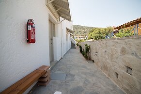 Villa Stella Apartments By Estia