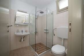 Villa Stella Apartments By Estia