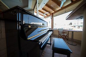 Villa Stella Apartments By Estia