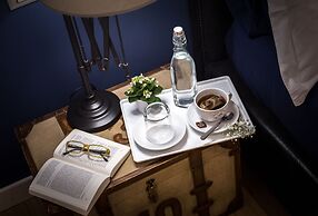 Suite 136 Luxury Rooms